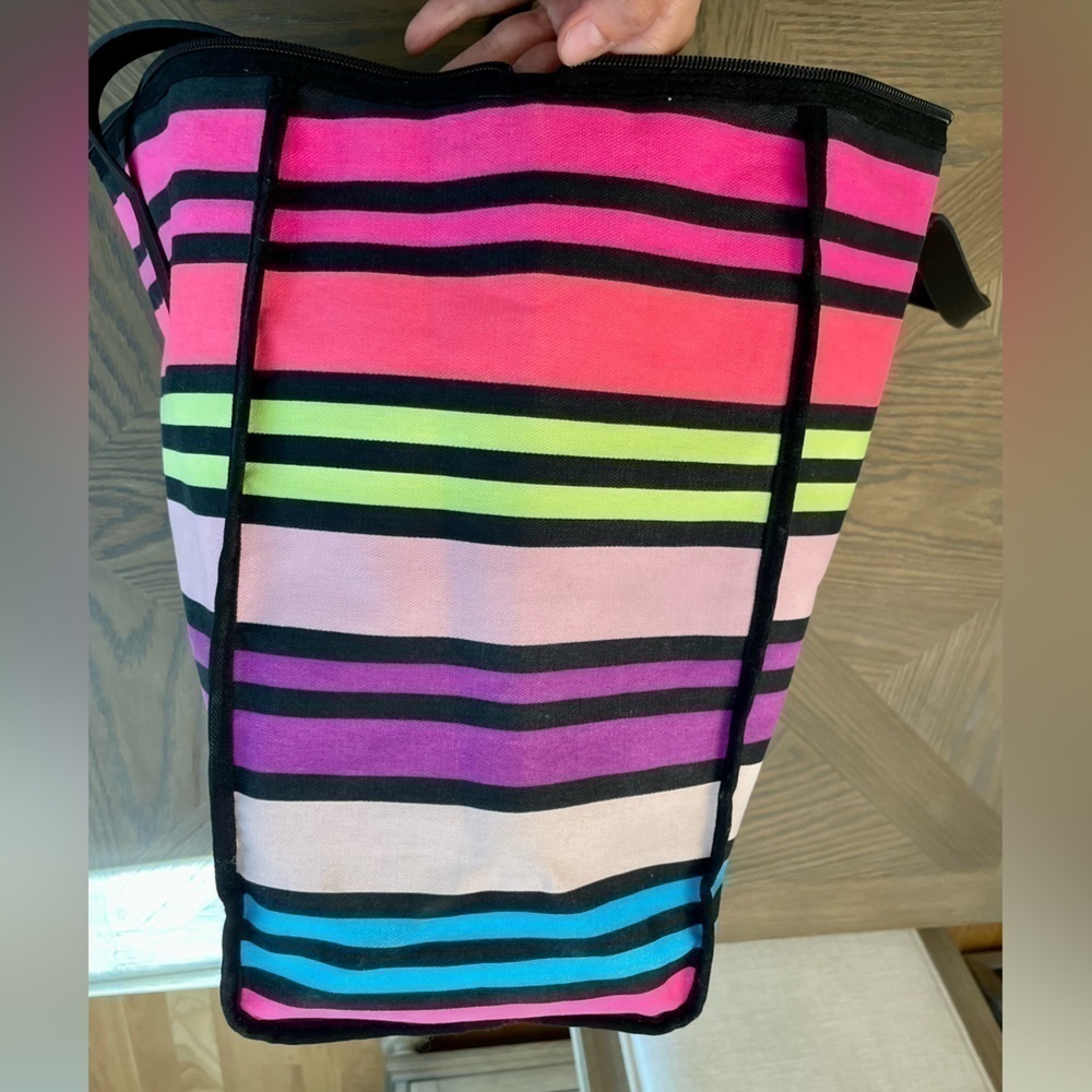 VICTORIA’S Secret Large Striped Rainbow Neon Tote Bag - Picture 10 of 11